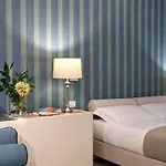 Hotel Palace *