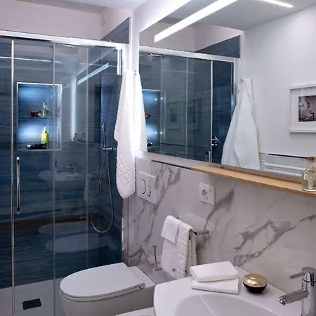 Hotel Palace *